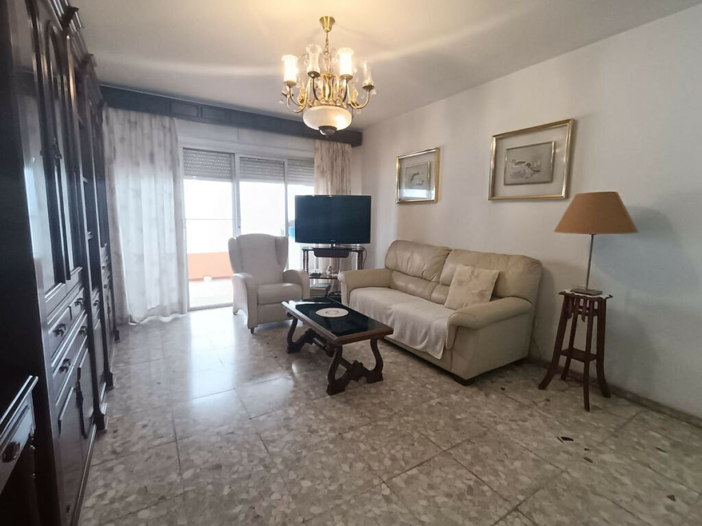 Middle Floor Apartment Marbella Málaga - image 5
