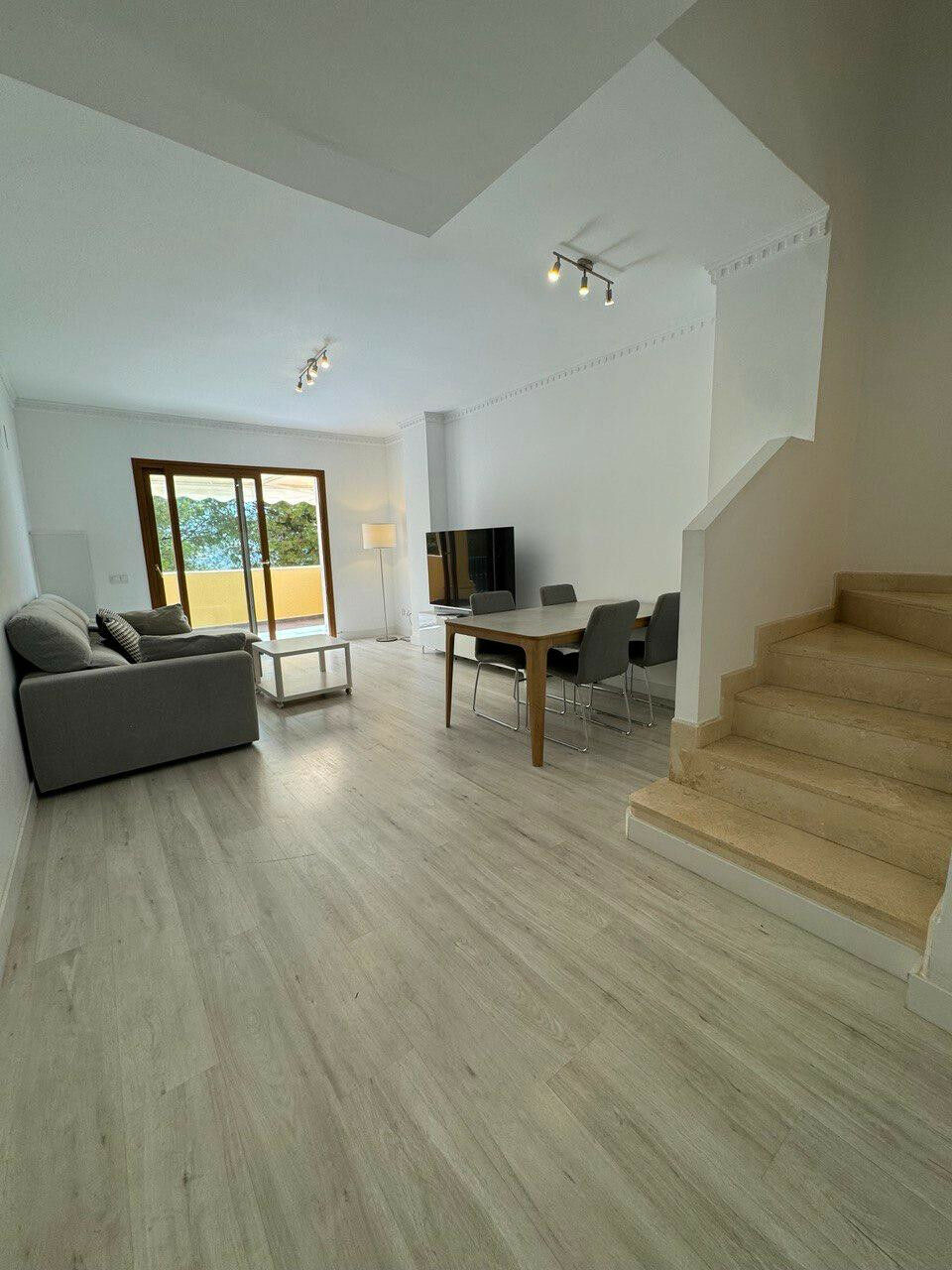 Duplex Nagüeles Málaga - image 5