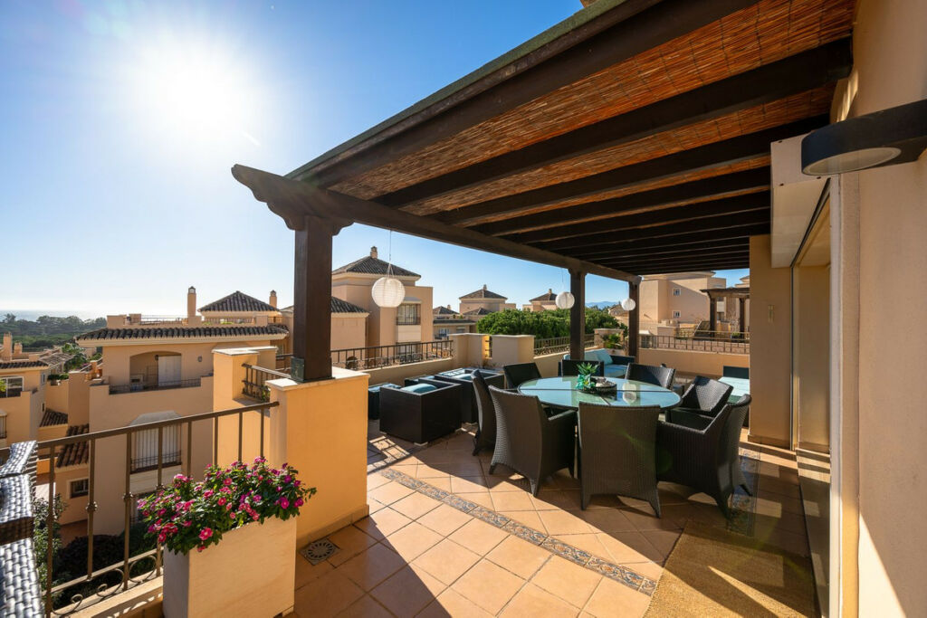 Penthouse Duplex Elviria Málaga - image 12