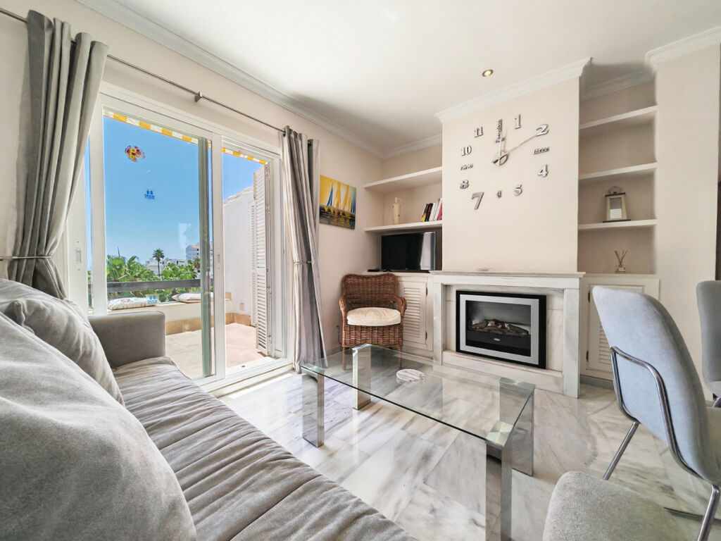 Penthouse Riviera del Sol Málaga - image 3