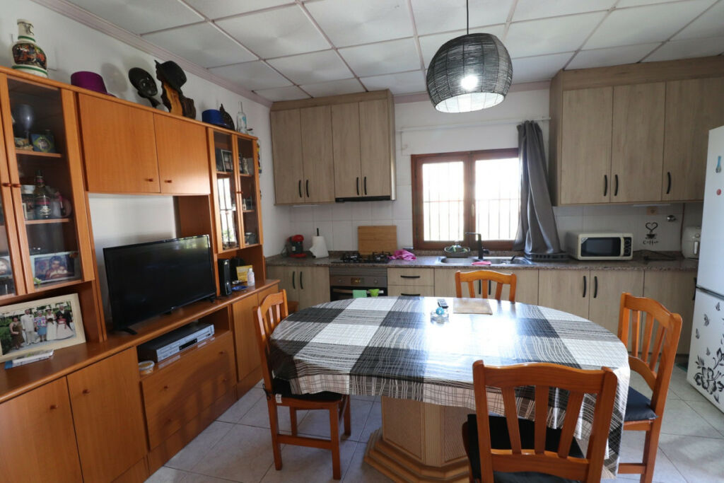 Townhouse Benijofar Alicante - image 5