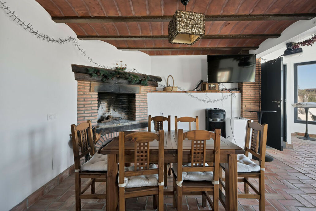 Detached Villa La Línea Cádiz - image 50