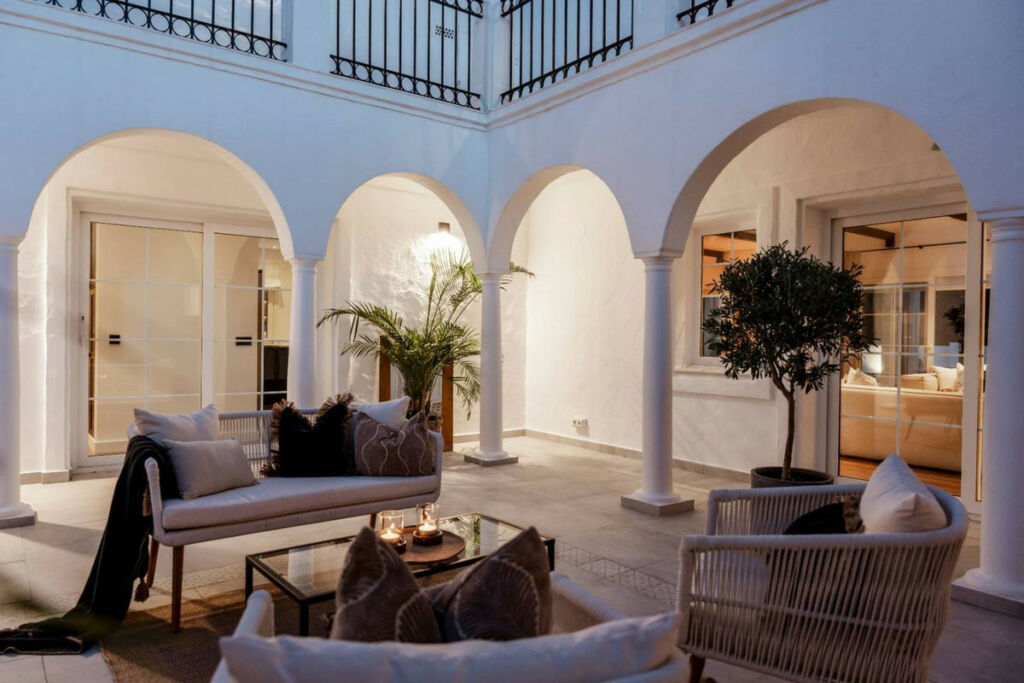 Detached Villa Benahavís Málaga - image 50