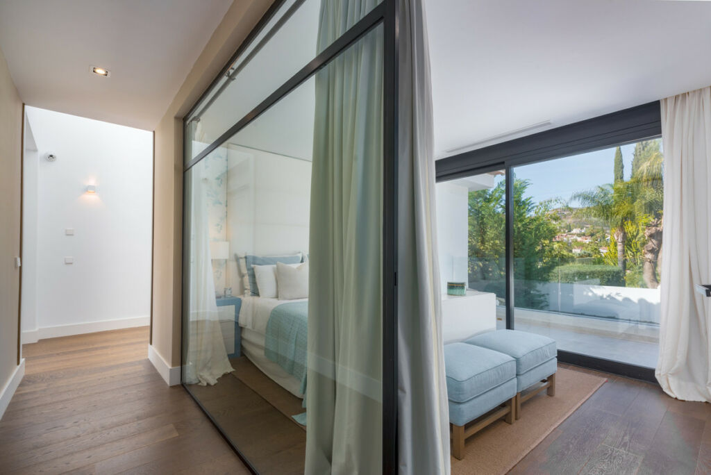 Detached Villa Nueva Andalucía Málaga - image 52
