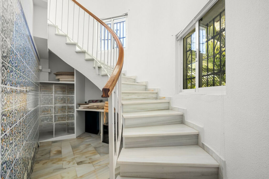 Detached Villa Benalmadena Málaga - image 54