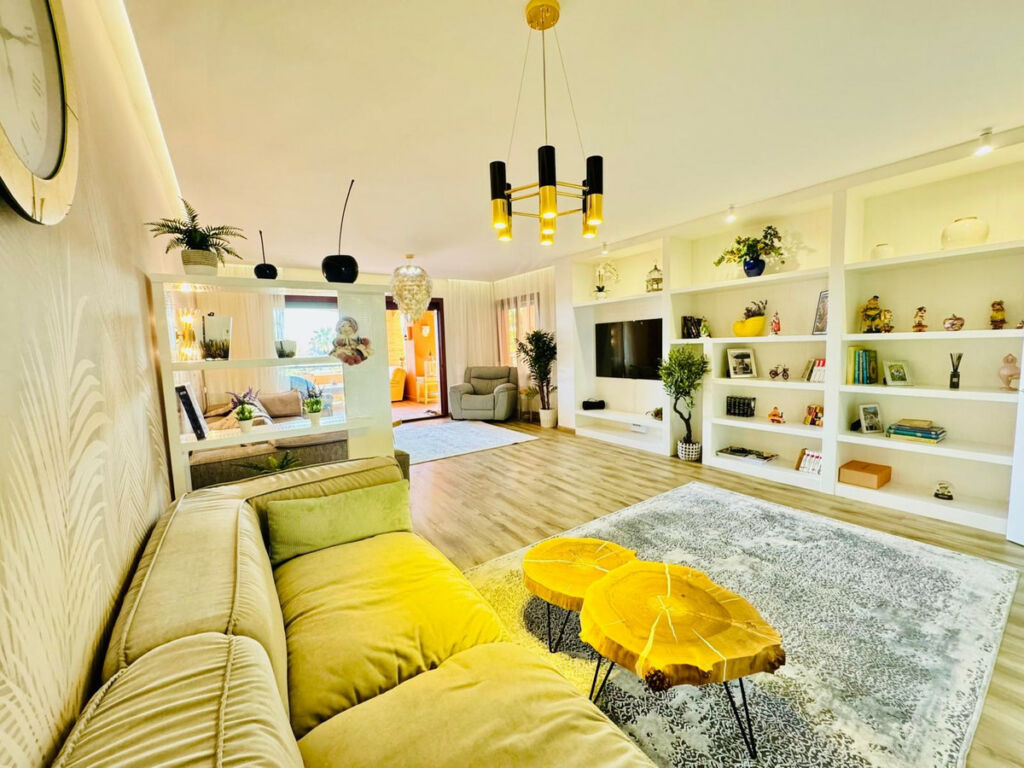 Middle Floor Apartment Bahía de Marbella Málaga - image 6