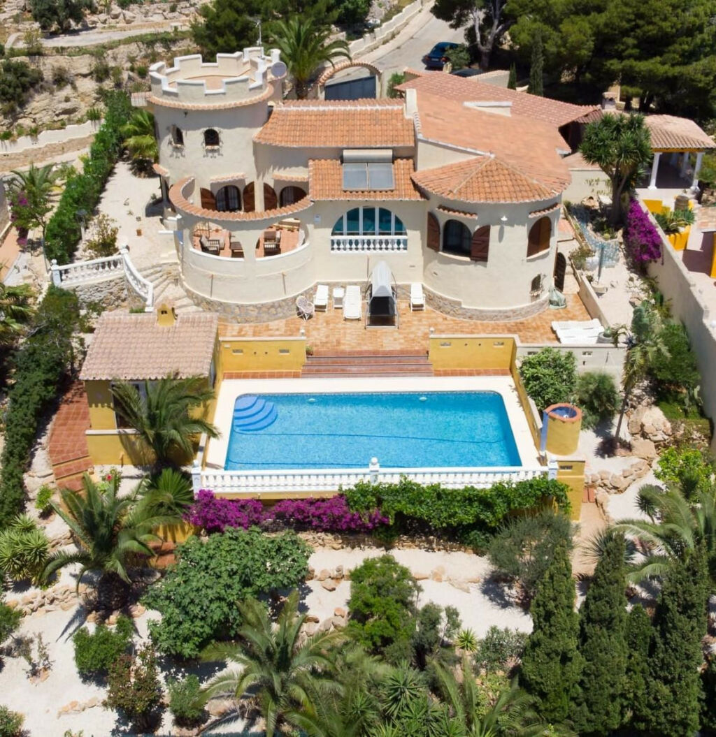 Detached Villa Cumbre del Sol Alicante - image 6