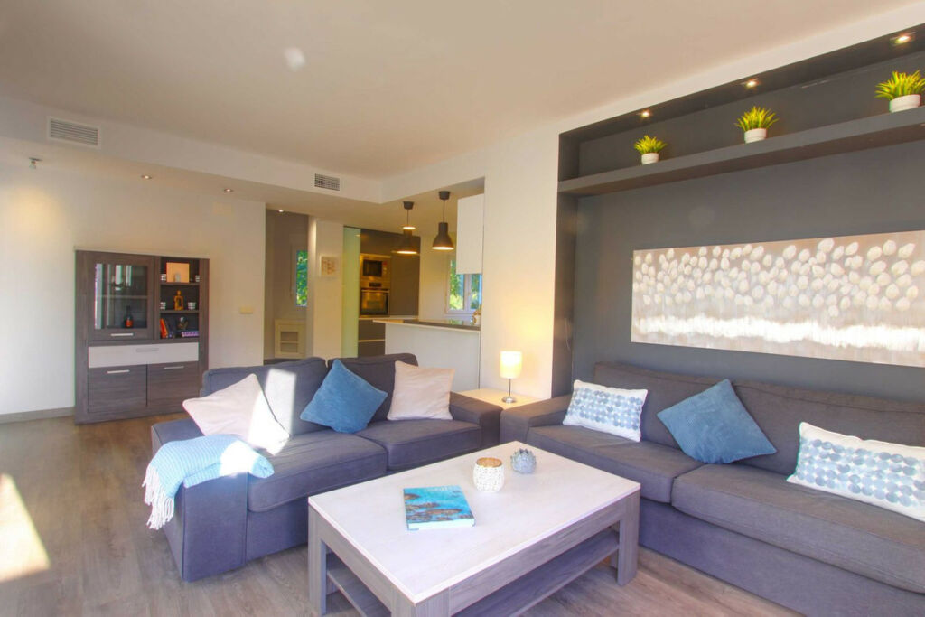 Penthouse Elviria Málaga - image 6