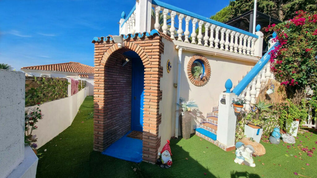 Detached Villa El Faro Málaga - image 6