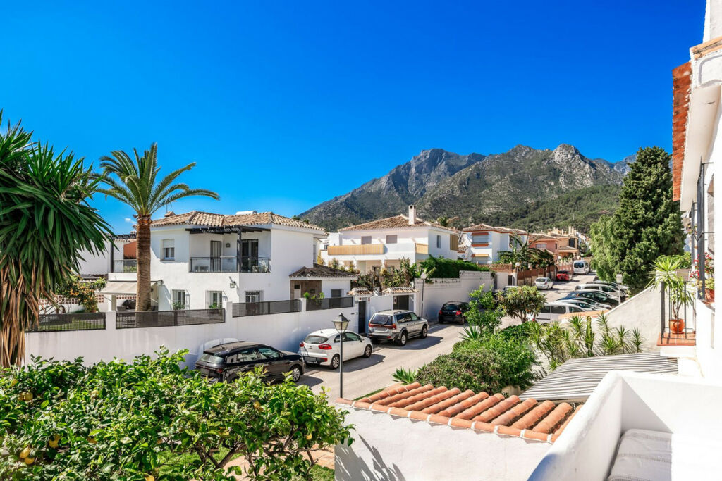 Semi-Detached House Marbella Málaga - image 5