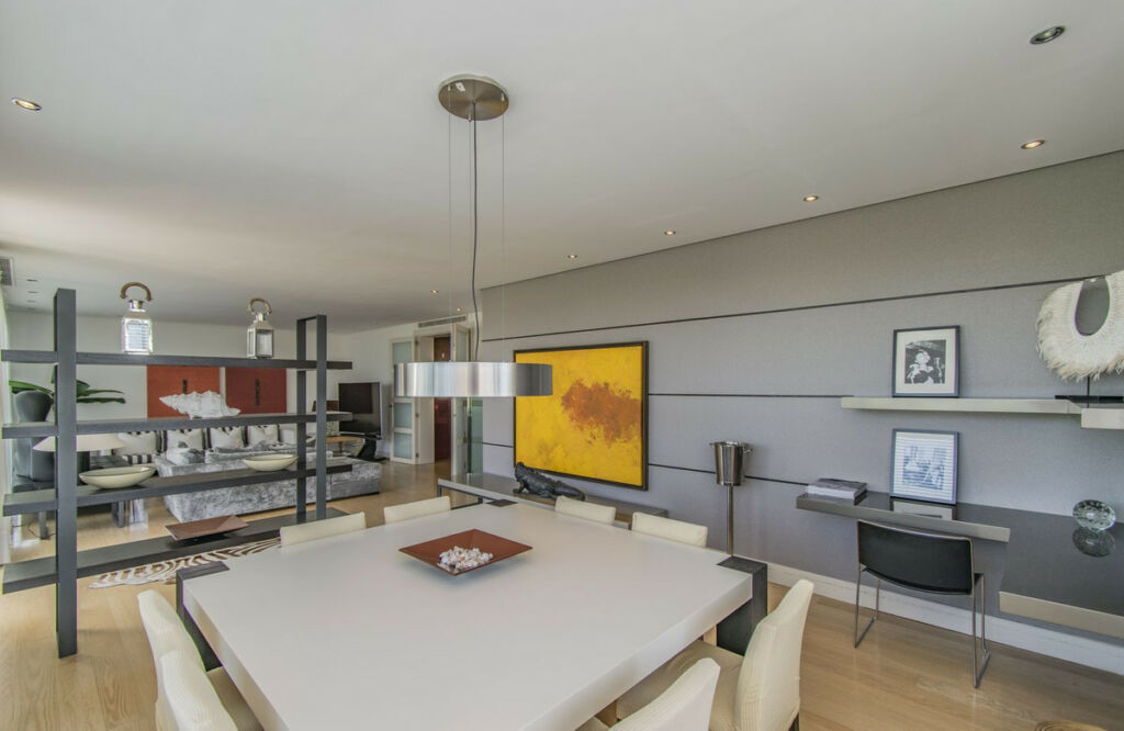 Penthouse Nagüeles Málaga - image 6