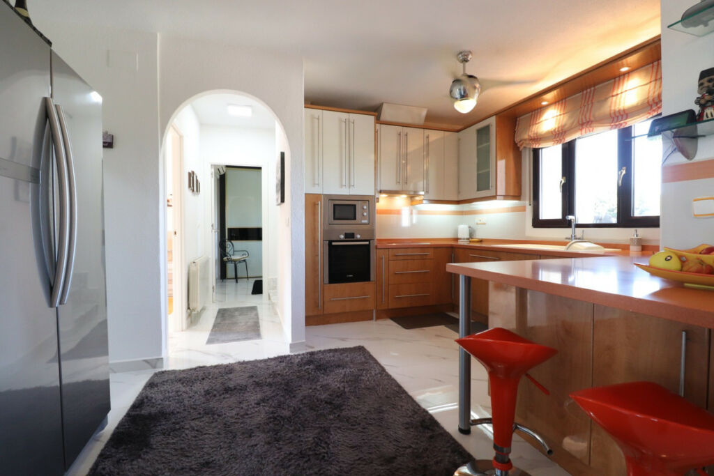 Detached Villa Algorfa Alicante - image 10