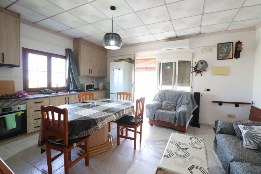Townhouse Benijofar Alicante - image 6