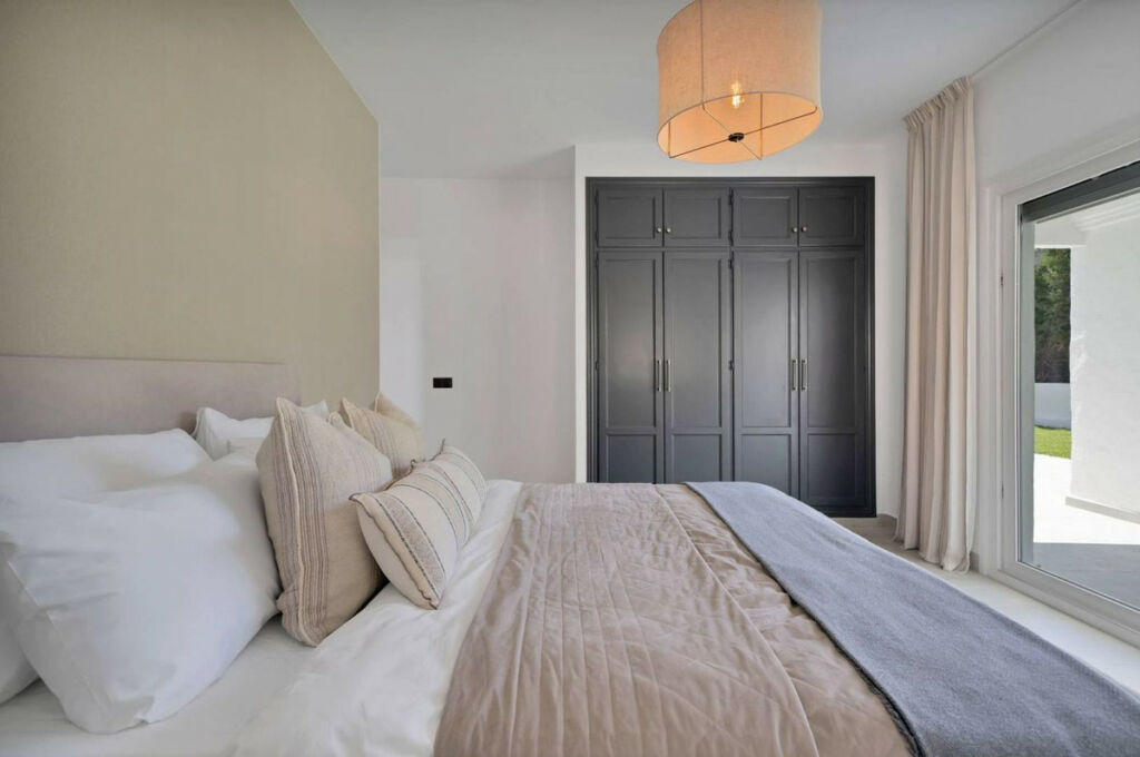 Detached Villa Benahavís Málaga - image 7