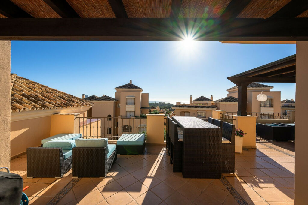 Penthouse Duplex Elviria Málaga - image 11