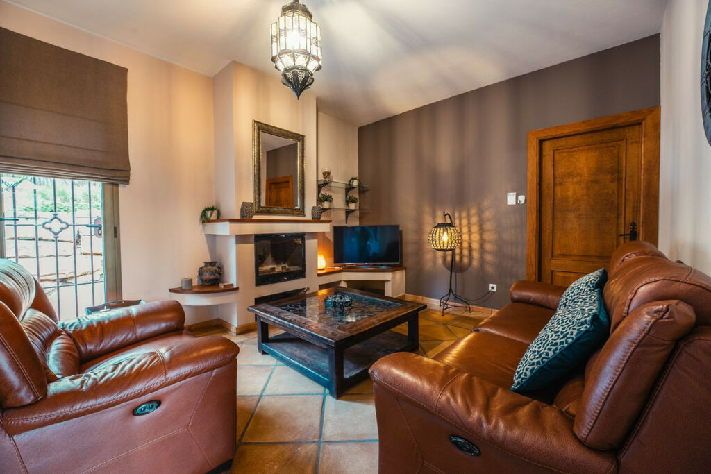 Detached Villa Monda Málaga - image 8