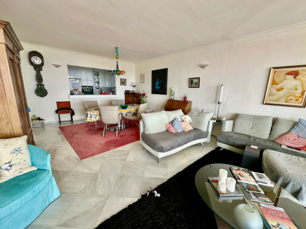 Middle Floor Apartment Benahavís Málaga - image 7