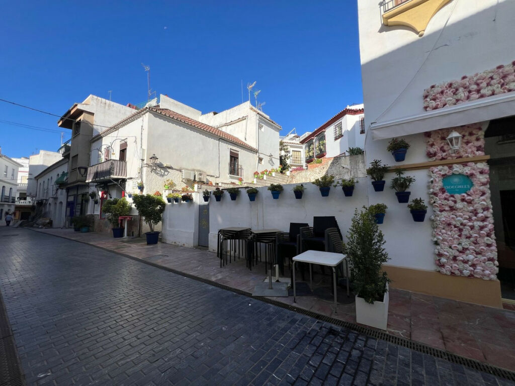 Residential Plot Estepona Málaga - image 7