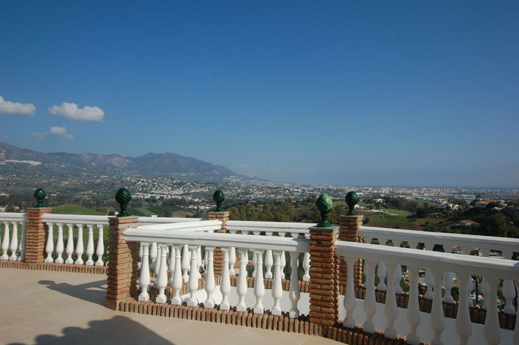 Detached Villa Cerros del Aguila Málaga - image 69
