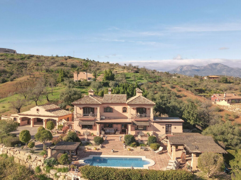 Detached Villa Monda Málaga - image 75