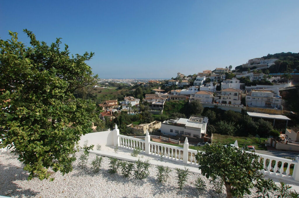 Detached Villa Cerros del Aguila Málaga - image 75