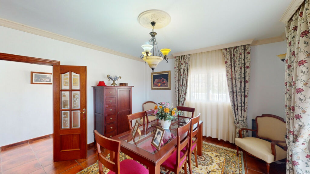 Detached Villa Sedella Málaga - image 8