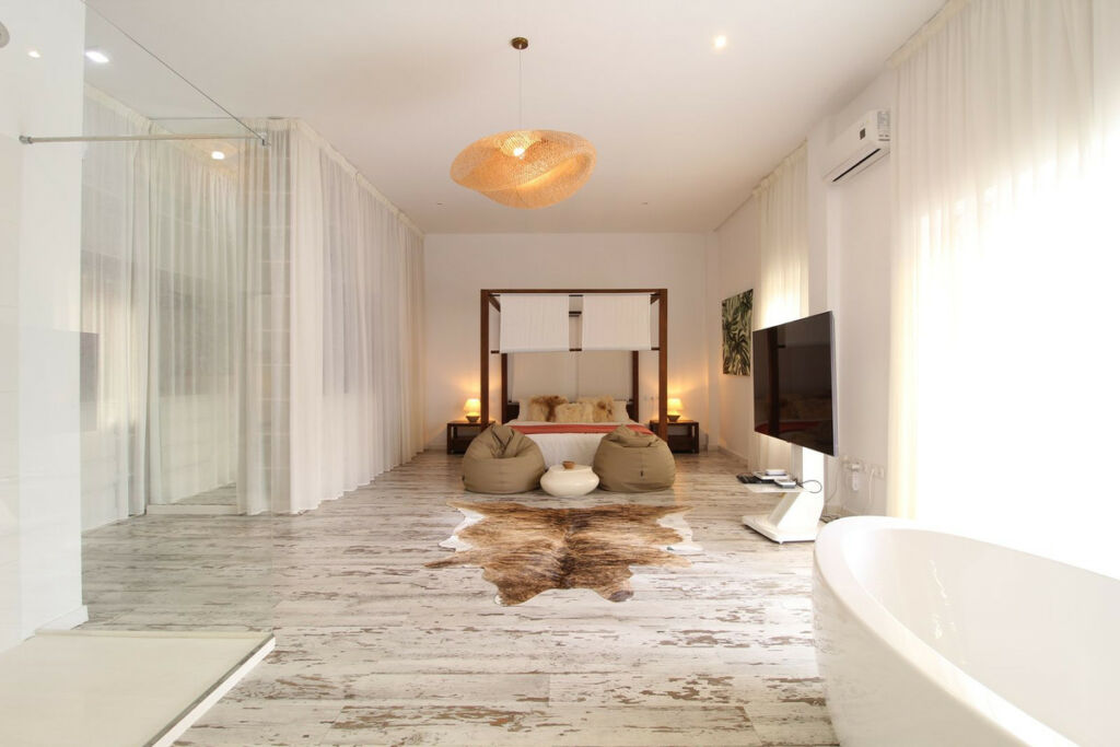 Detached Villa Atalaya Málaga - image 6