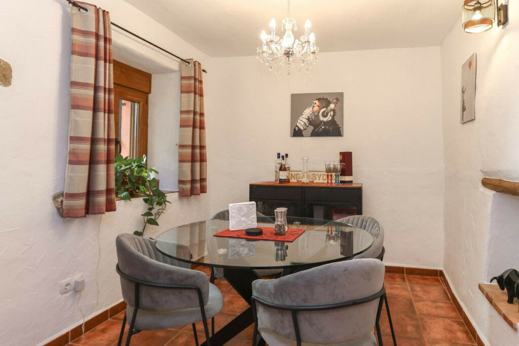 Townhouse Alozaina Málaga - image 8