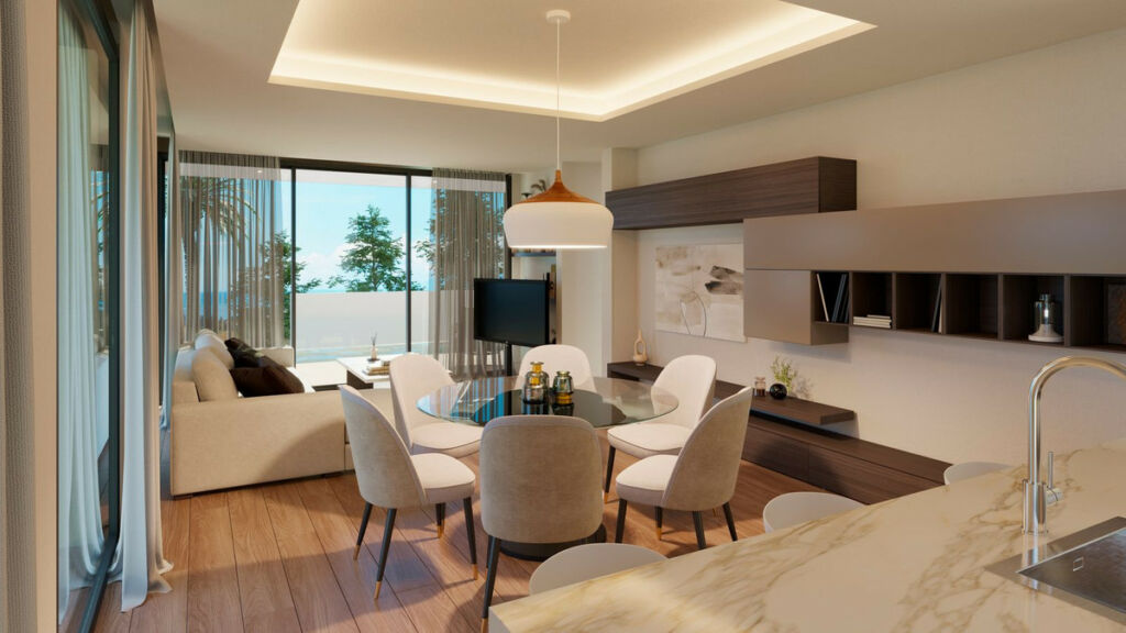 Detached Villa Estepona Málaga - image 8