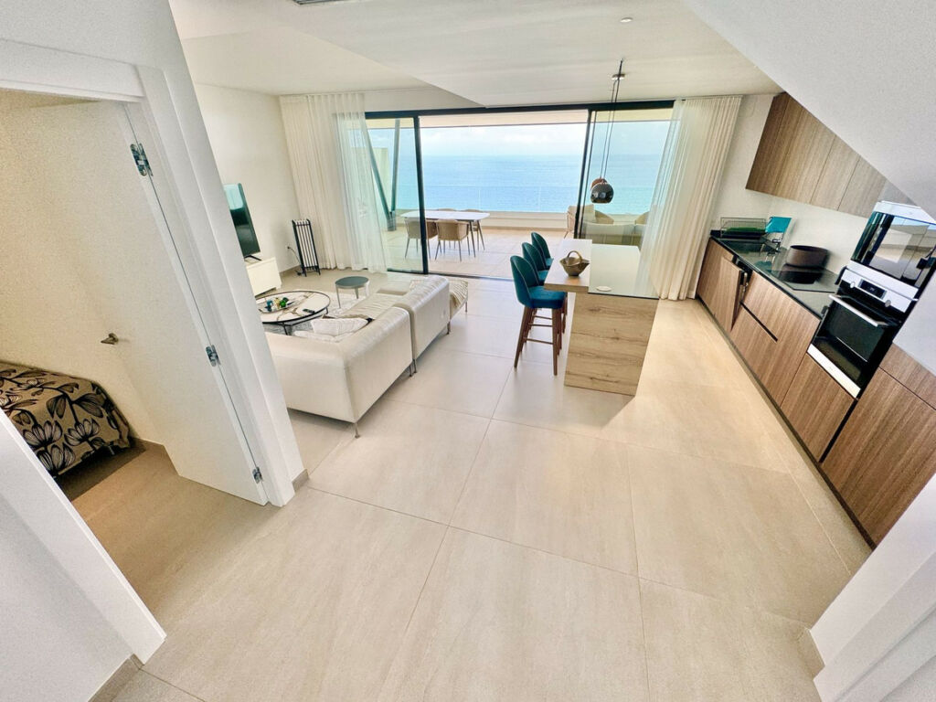 Penthouse Fuengirola Málaga - image 8