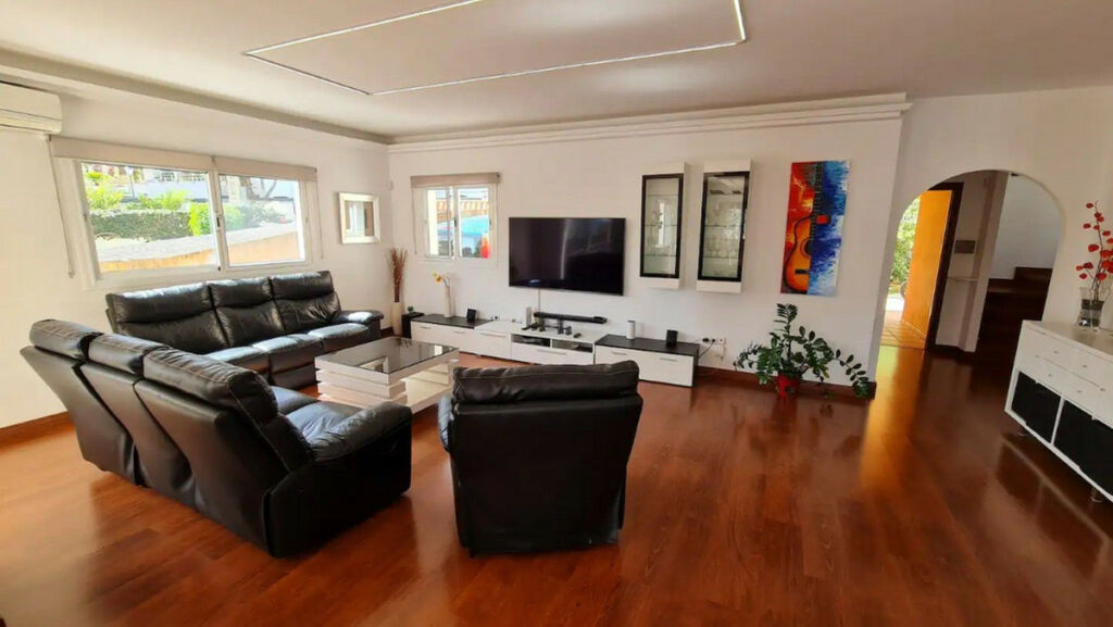 Detached Villa Torremolinos Málaga - image 8