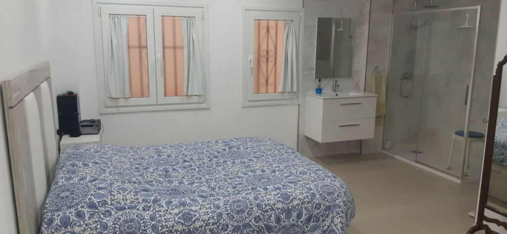 Middle Floor Apartment Estepona Málaga - image 9