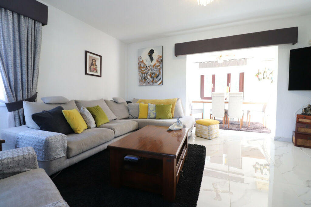 Detached Villa Algorfa Alicante - image 13