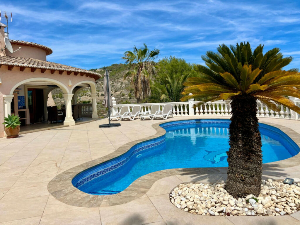 Detached Villa Calpe Alicante - image 9