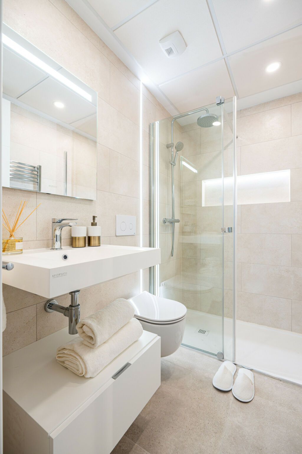 Middle Floor Apartment Fuengirola Málaga - image 9