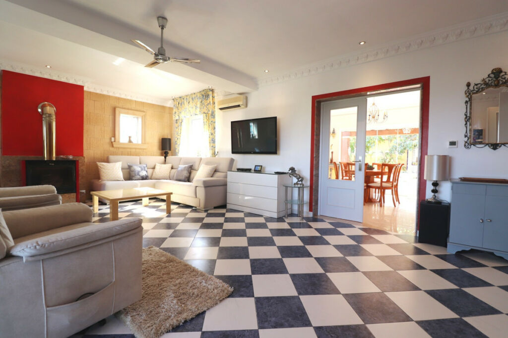 Detached Villa Algorfa Alicante - image 10
