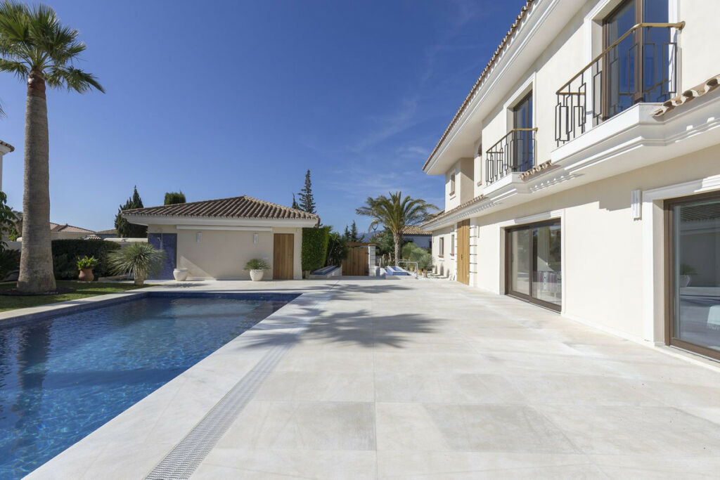 Detached Villa Mijas Golf Málaga - image 10