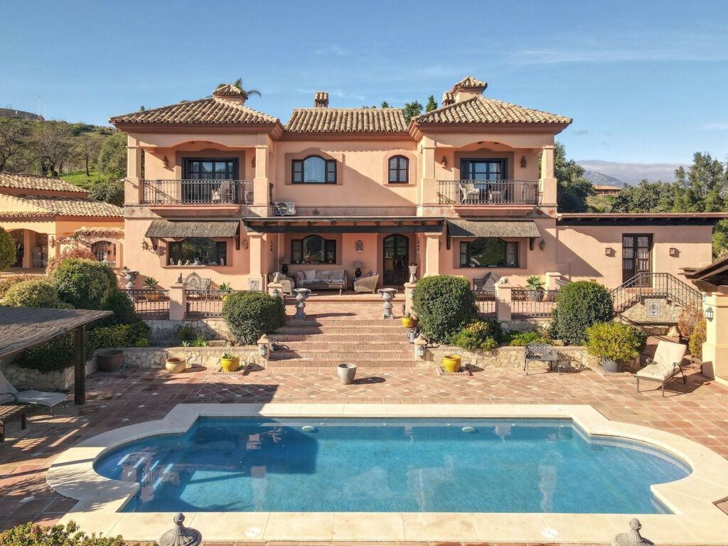 Detached Villa Monda Málaga - image 96