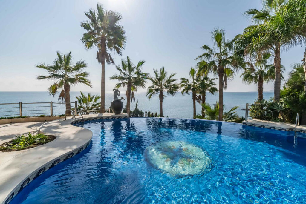 Middle Floor Apartment Benalmadena Costa Málaga