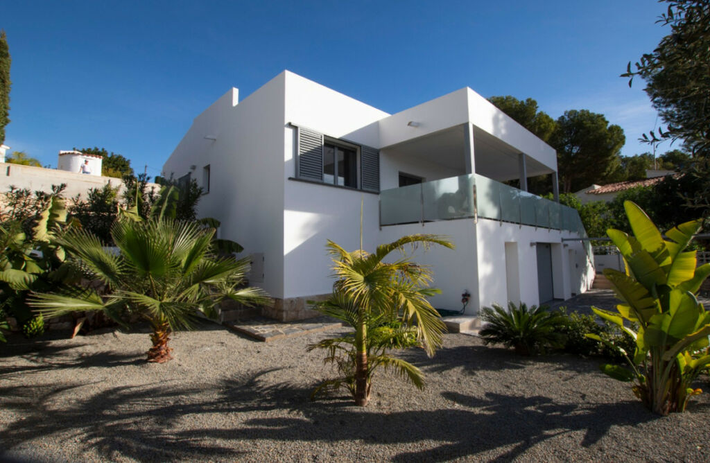 Detached Villa La Fustera Alicante - image 2