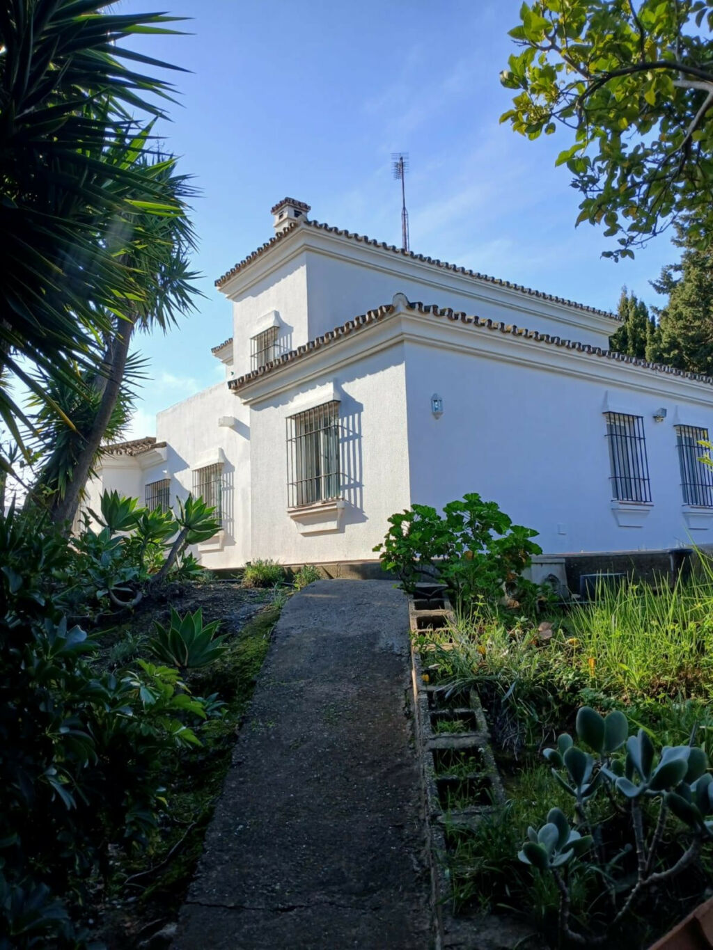 Detached Villa Pueblo Nuevo de Guadiaro Cádiz