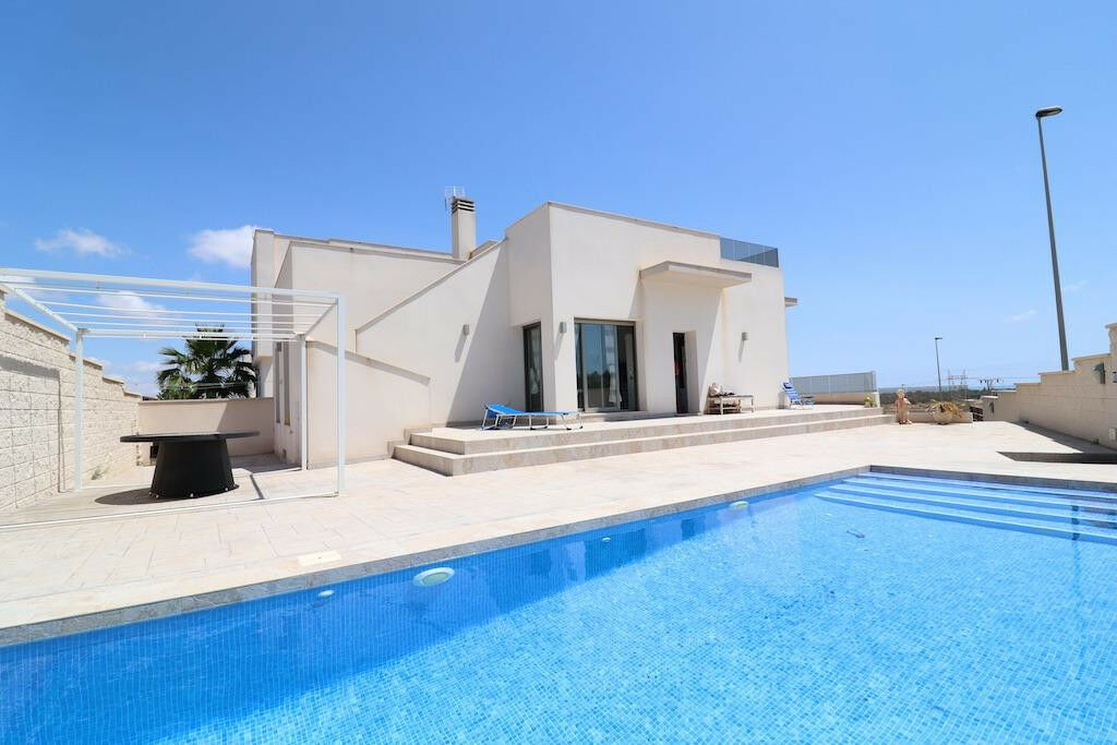 Detached Villa San Miguel de Salinas Alicante