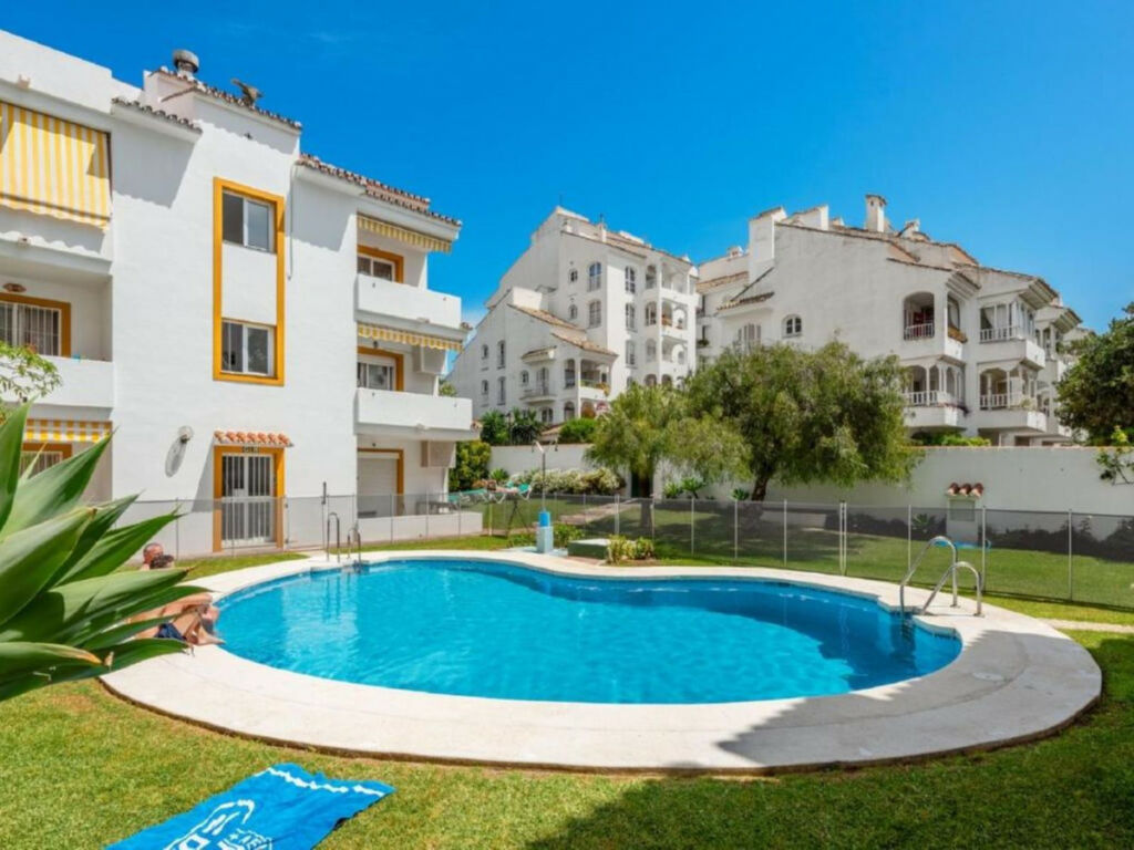 Ground Floor Apartment Nueva Andalucía Málaga