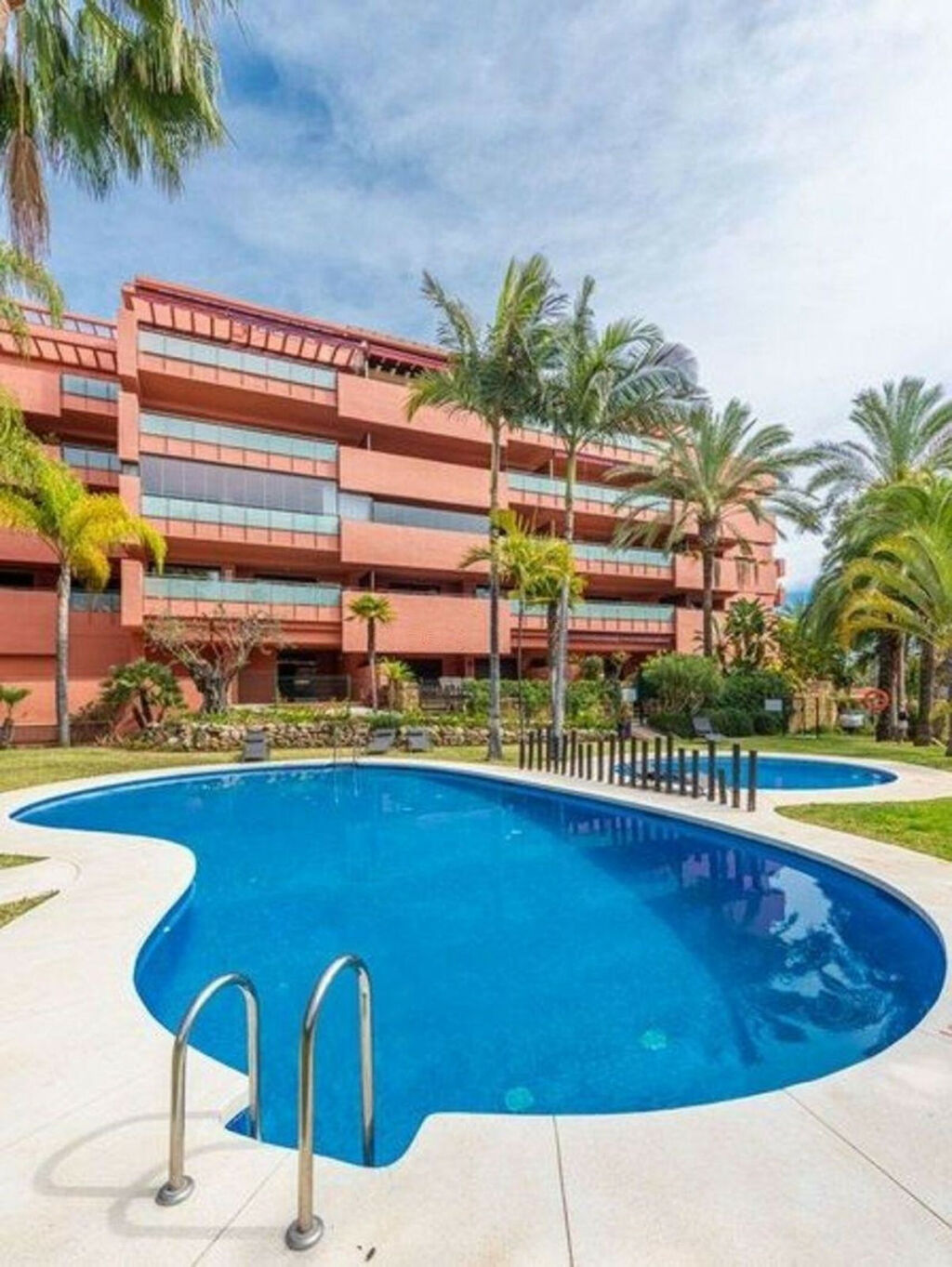 Penthouse Duplex Estepona Málaga - image 4