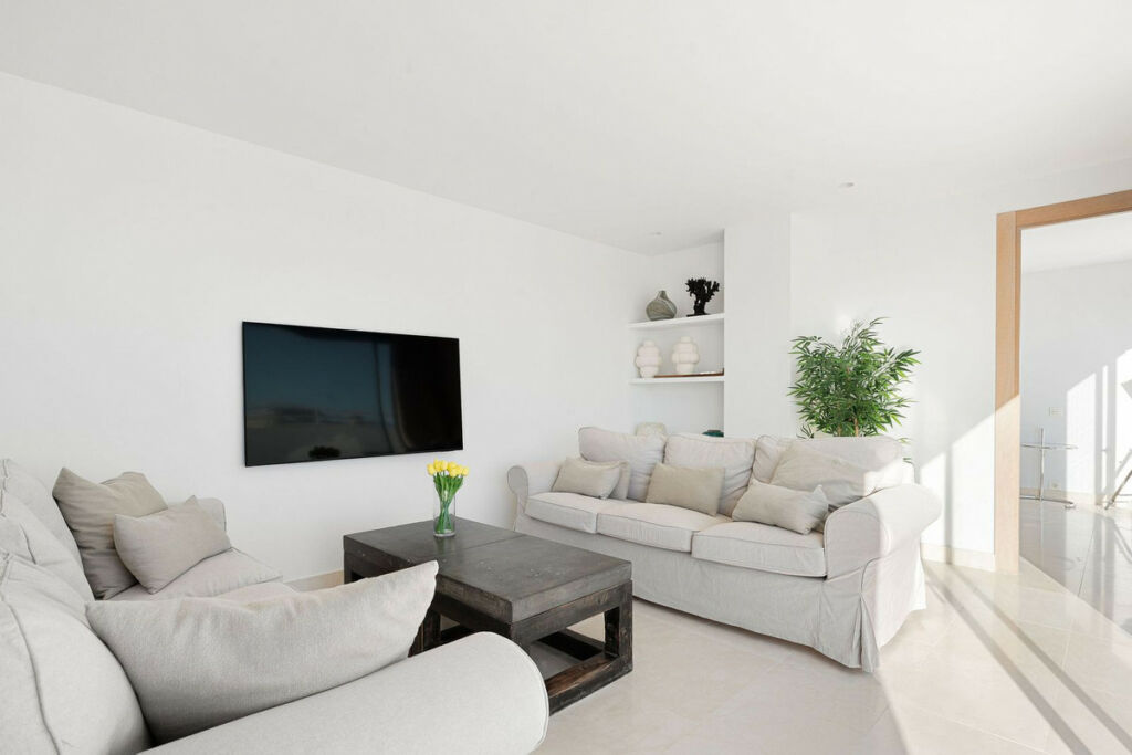 Penthouse Estepona Málaga - image 10