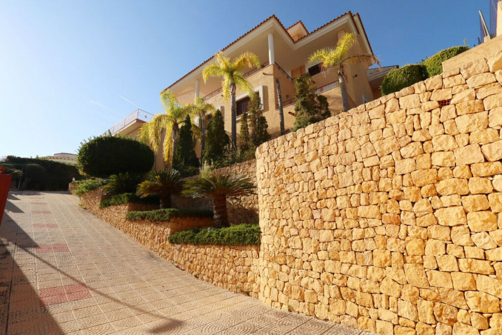 Detached Villa Altea Alicante - image 10