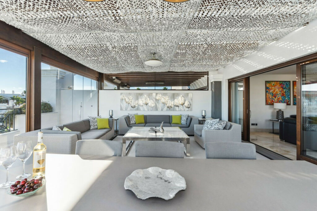 Penthouse Estepona Málaga - image 10