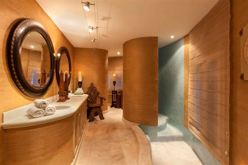 Detached Villa Los Monteros Málaga - image 10