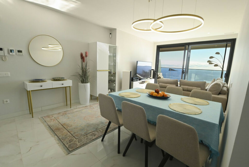 Middle Floor Apartment Benidorm Alicante - image 10
