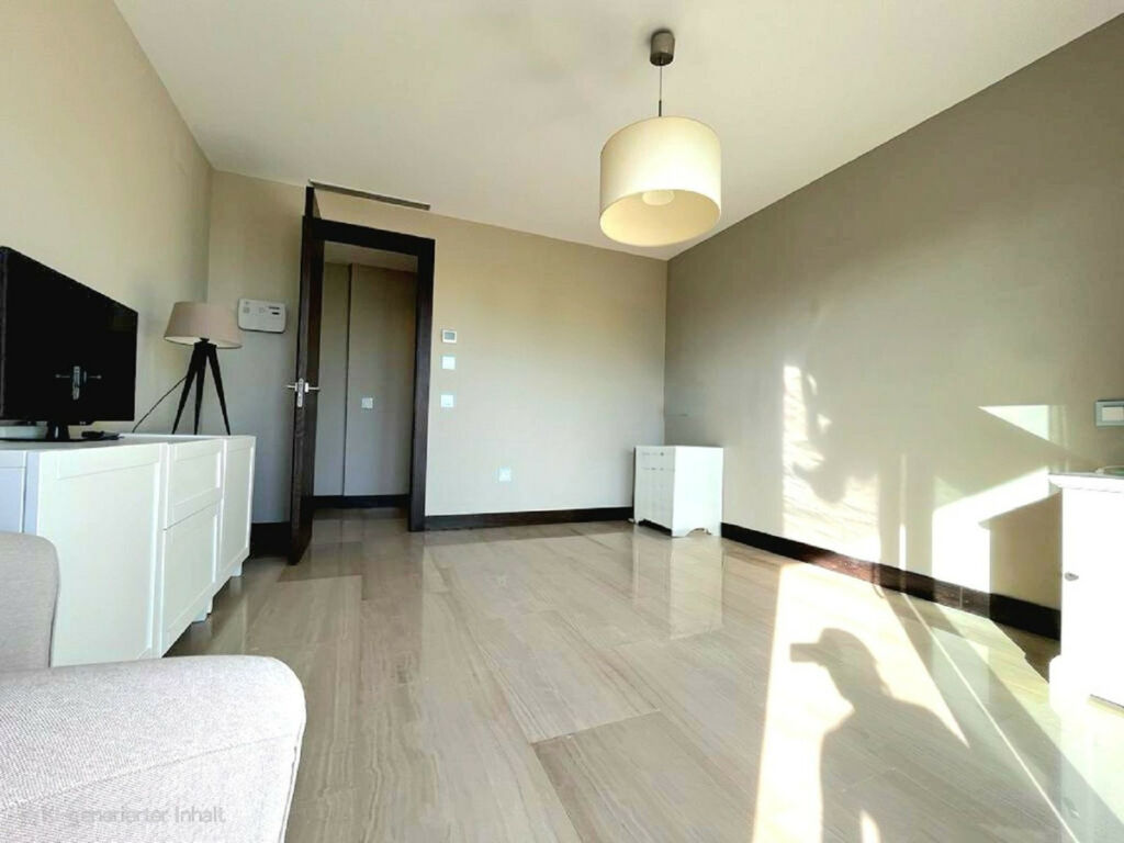 Middle Floor Apartment Benahavís Málaga - image 10